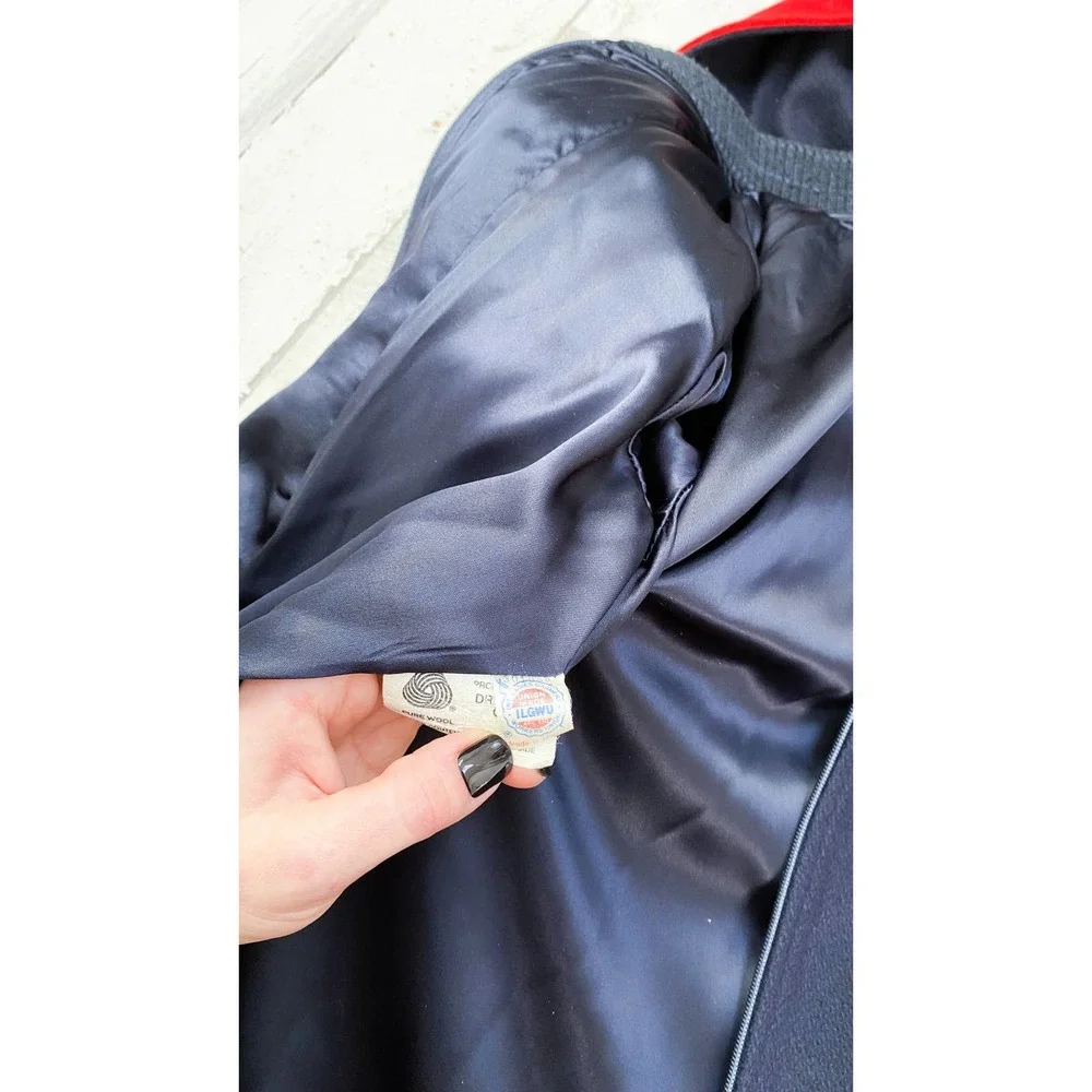 Vintage 80’s All Outdoors Mackintosh Red & Navy Double Lined Coat - Picture 9 of 11
